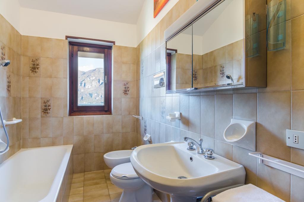 Bellagio Lake View Villa Oliveto Lario Exterior photo